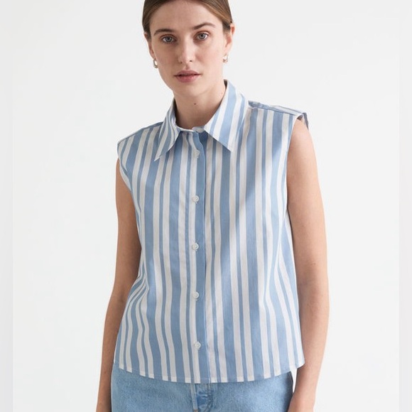 Stockholm Atelier & other stories blue and white sleeveless collar blouse - Picture 2 of 7
